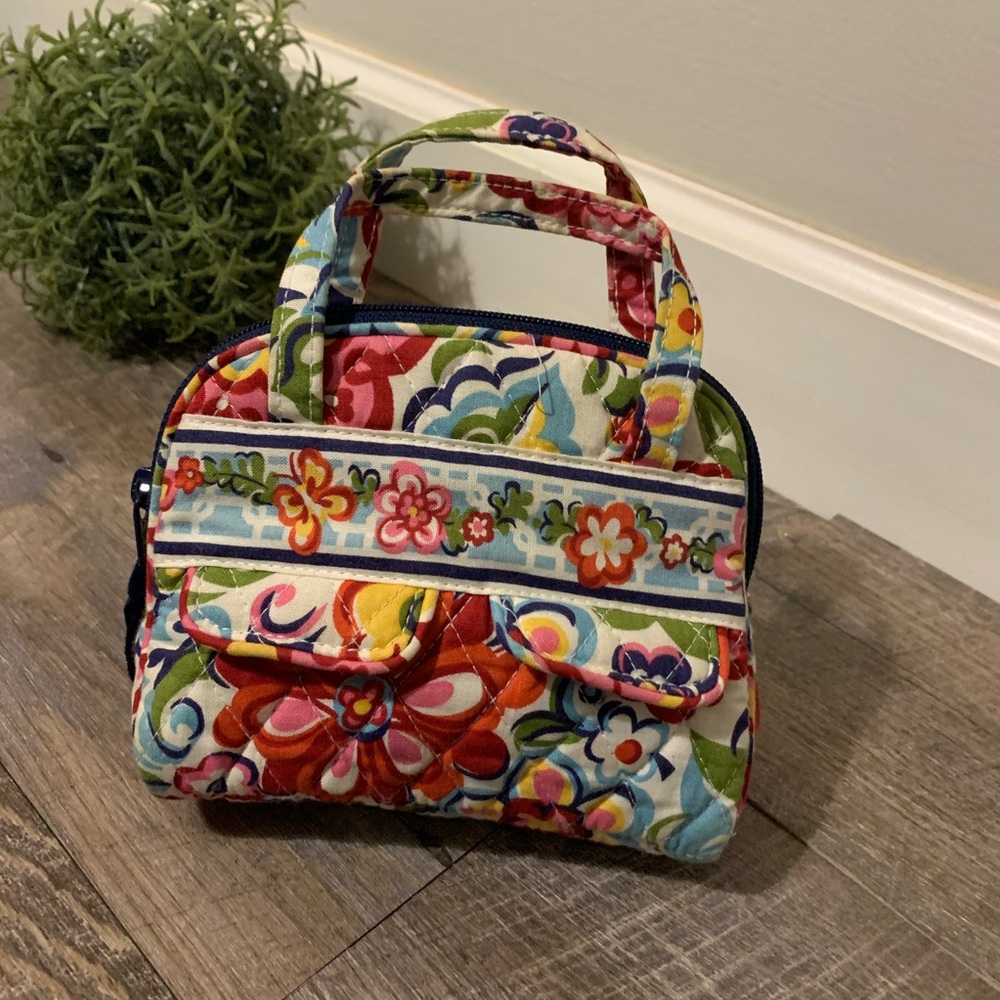 Vera Bradley small purse in Hope Garden